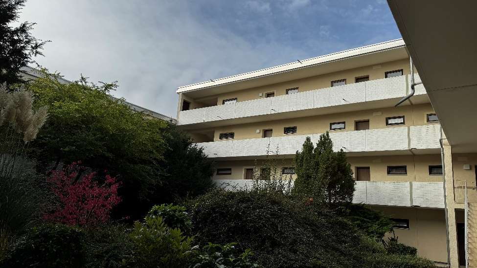 64/1000 Miteigentumsanteil verbunden mit Sondereigentum Wohnung, Hofraum, Garten in Höchberg - Bild 4