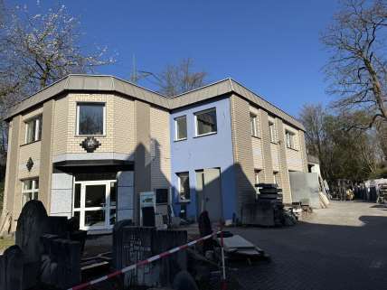 Bürogebäude mit Lager- und Produktionshalle in Duisburg - Bild 2