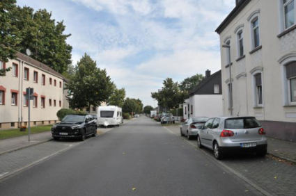 Kfz-Stellplatz, Eigentumswohnung (1 bis 2 Zimmer) in Oberhausen - Bild 4