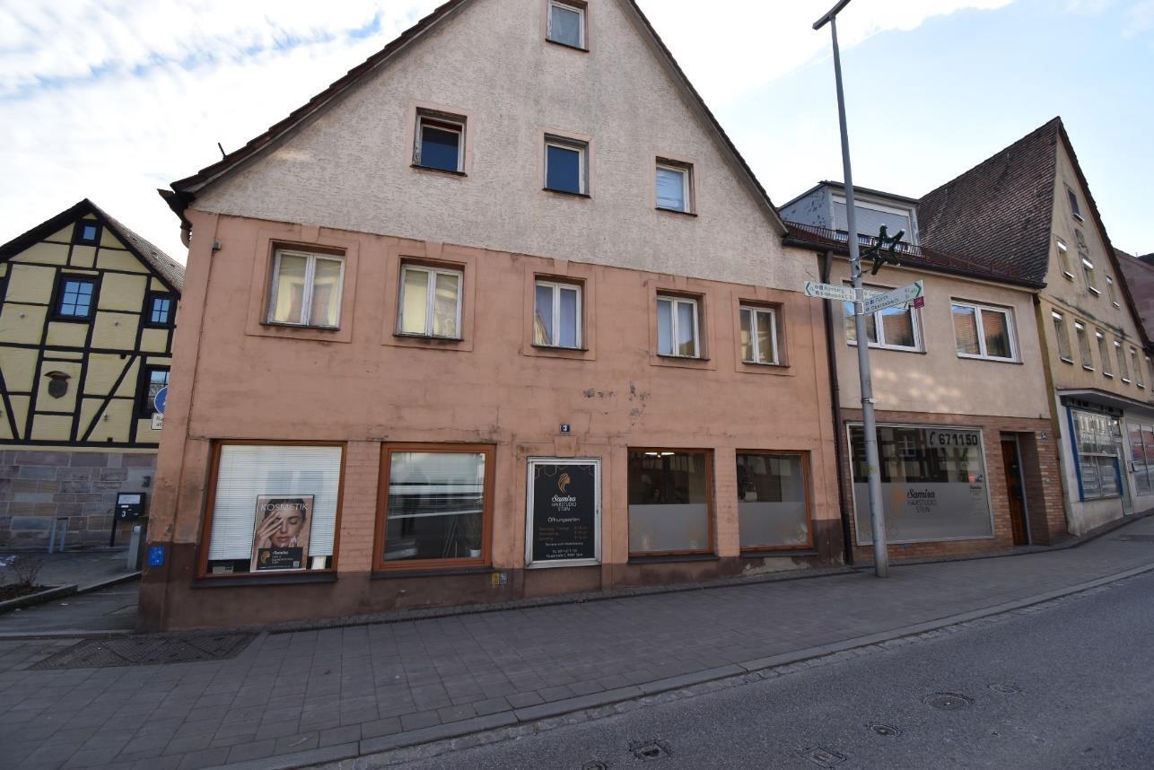 Wohnhaus mit Ladenlokal im Erdgeschoss in Stein - Bild 4