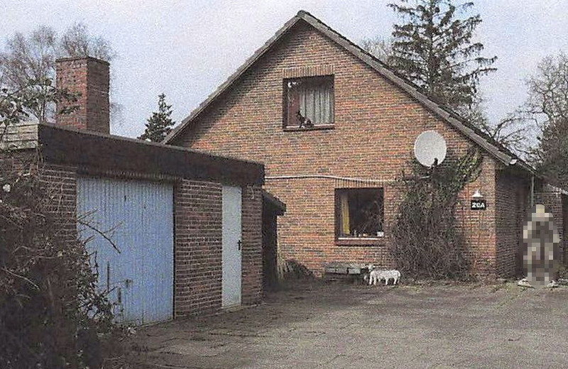 1/2 Anteil an Wohnungseigentum (Einfamilienhaus) in Hamburg - Bild 2