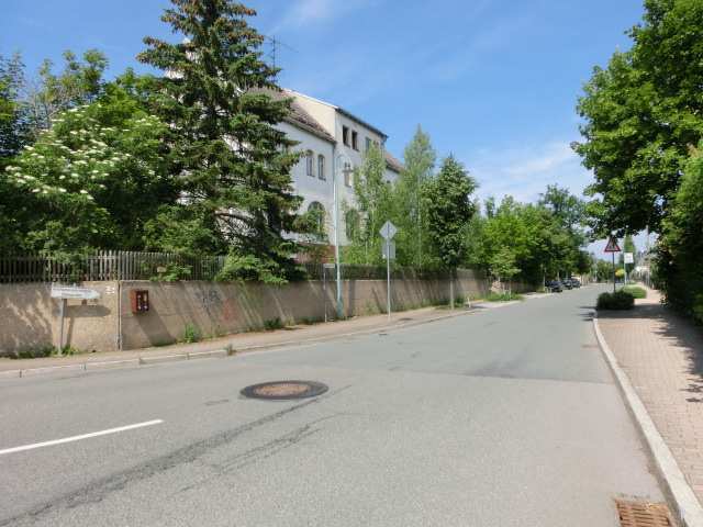 Wohn-/Geschäftshaus, ehemals Hotel mit Gaststätte, Anbau Heizungsgeb. u. 5 PKW-Reihengaragen in Plauen - Bild 4