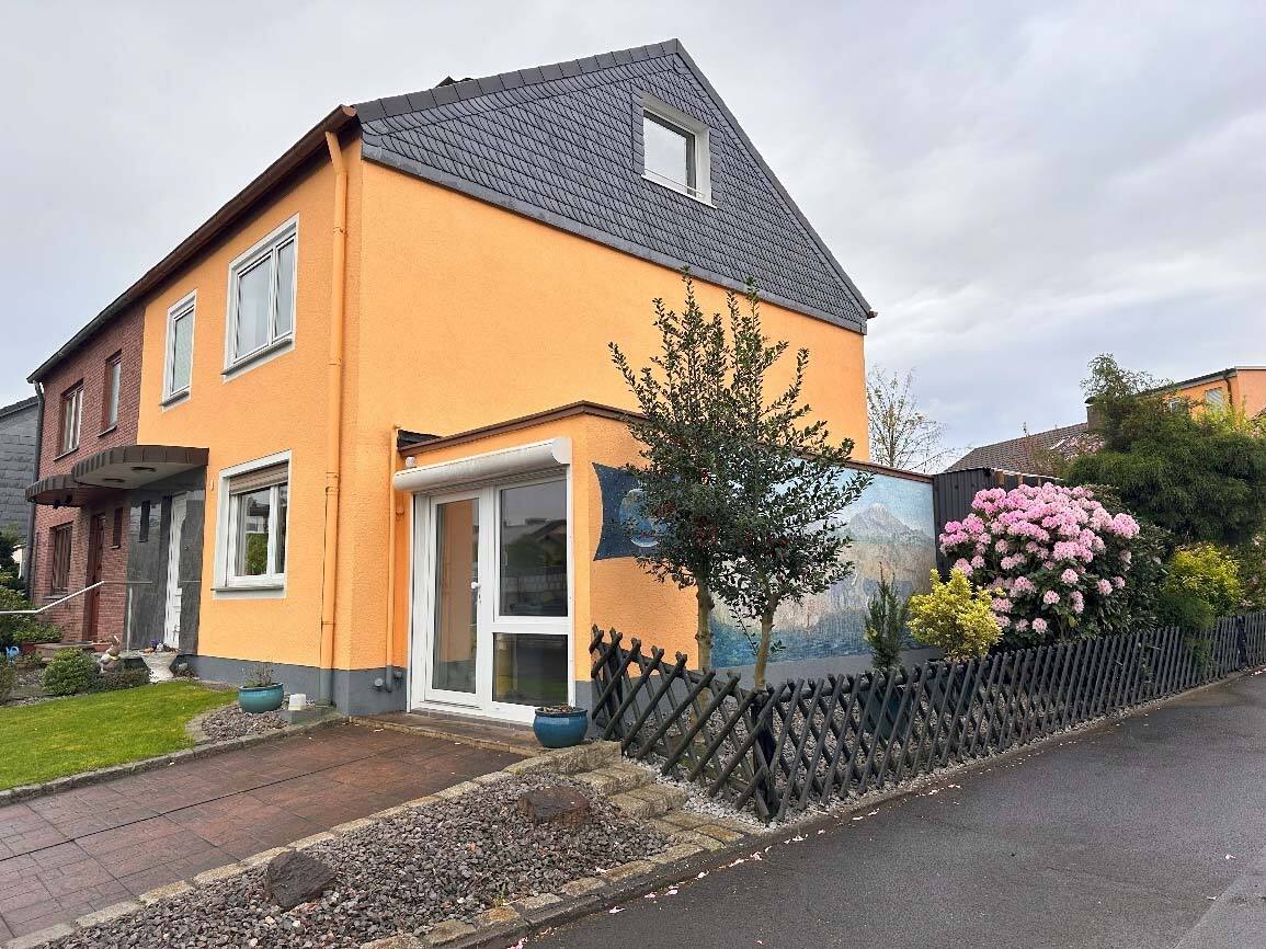 Garage, Doppelhaushälfte in Kamen - Bild 4