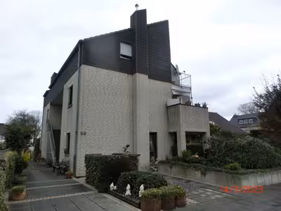 Dreifamilienwohnhaus in Rathausstraße 50, 53844 Troisdorf, Sieglar - Bild 1