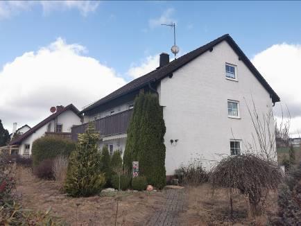 Zweifamilienhaus mit Doppelgarage in Selb - Bild 3