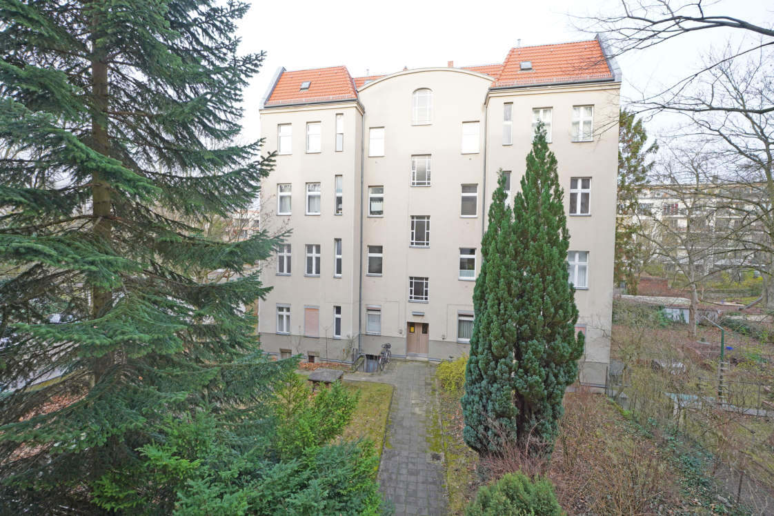 Kfz-Stellplatz, Wohn-/Geschäftshaus in Berlin - Bild 1