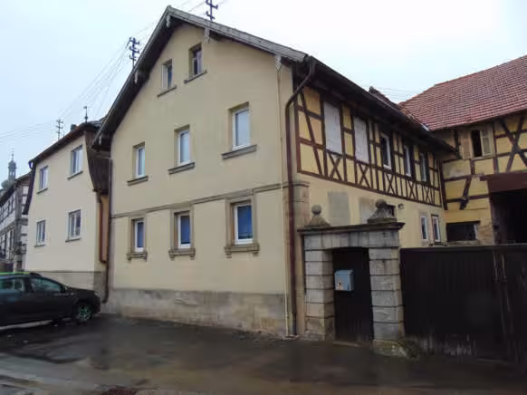 Einfamilienhaus, ehem. Scheune, ehem. Stall in Bundorf - Bild 4