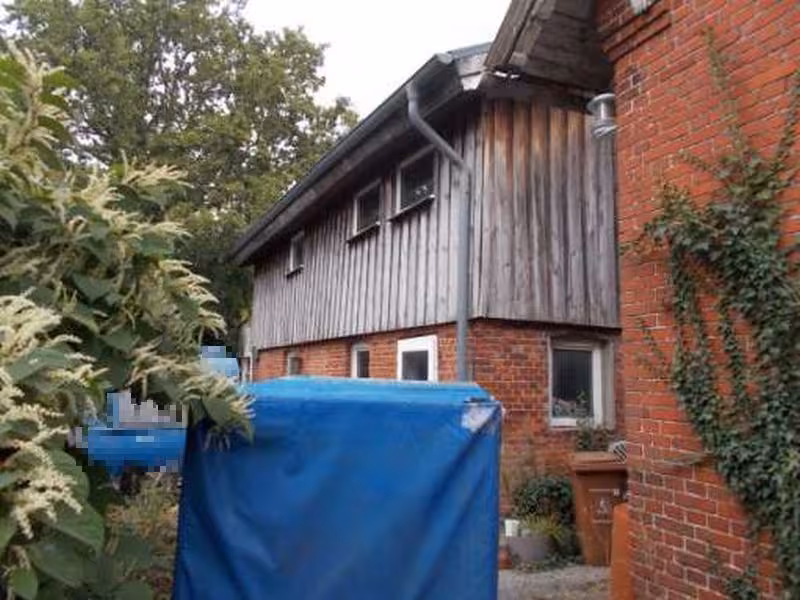 Wohnhaus mit rückwärtigem ehem. Stallgebäude in Rickert - Bild 3