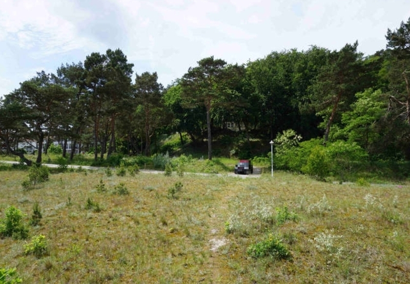 Hotel garni mit 3 Ferienhäusern und Nebengebäuden im Ostseebad Sellin in Sellin - Bild 1