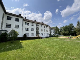 Kfz-Stellplatz (Tiefgarage), Eigentumswohnung (3 bis 4 Zimmer), WE Nr. 73 und TG Nr. 47 in Katterbachstraße 5, 51467 Bergisch Gladbach, Katterbach - Bild 1