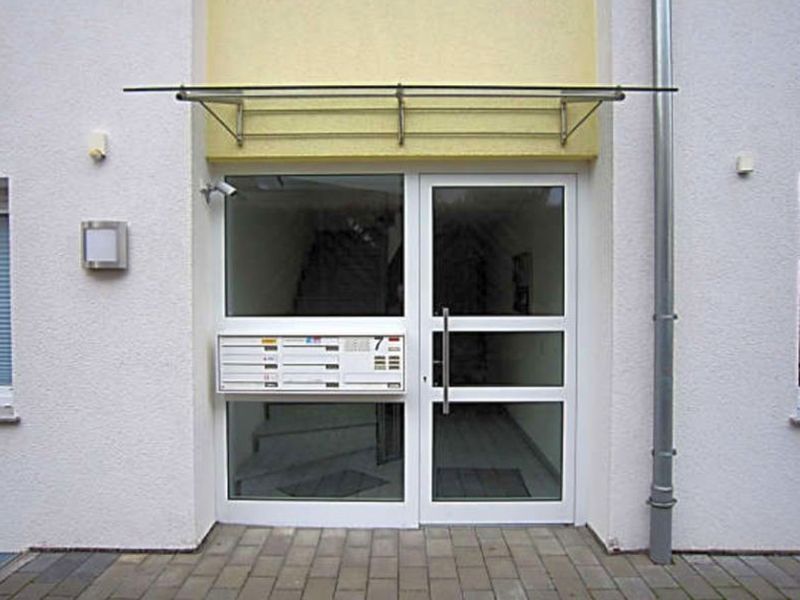 4-Zimmer-Wohnung und Tiefgaragenstellplatz in Filderstadt - Bild 2