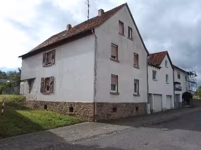 Zweifamilienhaus in Rathausstraße 3, 35510 Butzbach, Ostheim - Bild 1