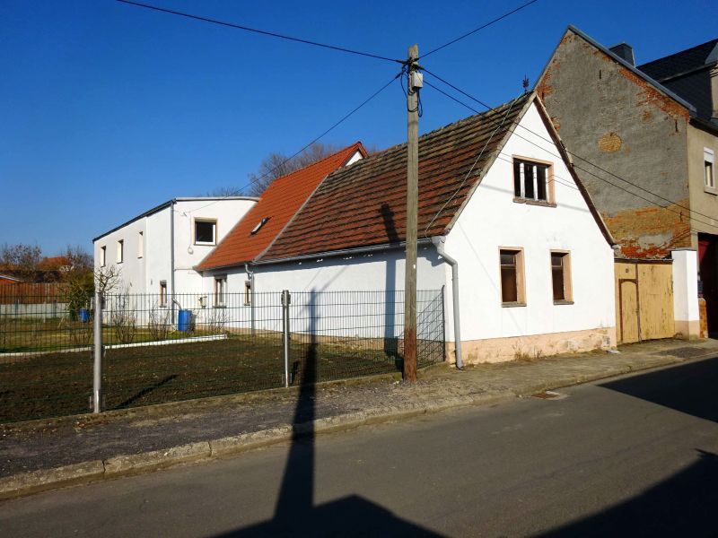 Wohnhaus mit Nebengebäuden und Gartenland in Nessa - Bild 3