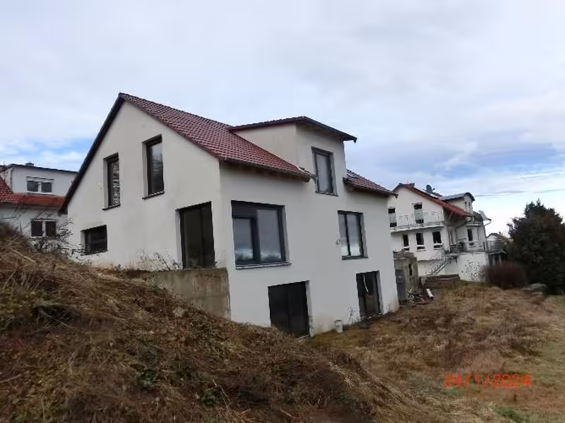 Einfamilienwohnhaus (weitgehend rohbauähnlicher Zustand) in Kusterdingen - Bild 2