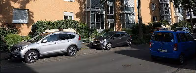 sonstiges Teileigentum (z.B. Keller, Hobbyraum), Eigentumswohnung (3 bis 4 Zimmer),  Kfz-Stellplatz (Tiefgarage) in Köln - Bild 4