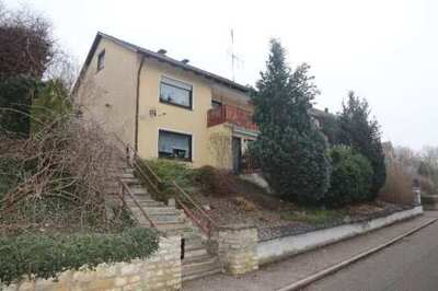 Einfamilienhaus in Vilsanger  63, 92224 Amberg - Bild 2