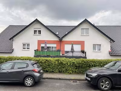Eigentumswohnung (ab 5 Zimmer), Sondernutzungsrecht an einem Kfz-Außenstellplatz in Südring 5, 51647 Gummersbach - Bild 2