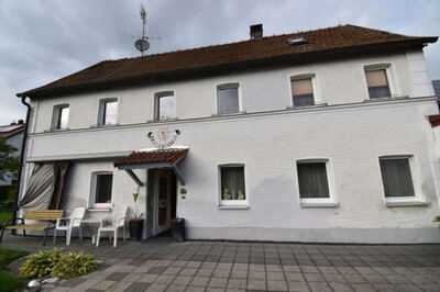 Zweifamilienhaus, Garage, unbebautes Grundstück in Langenthaler Straße 27, 92348 Berg bei Neumarkt i. d. OPf., Langenthal - Bild 1