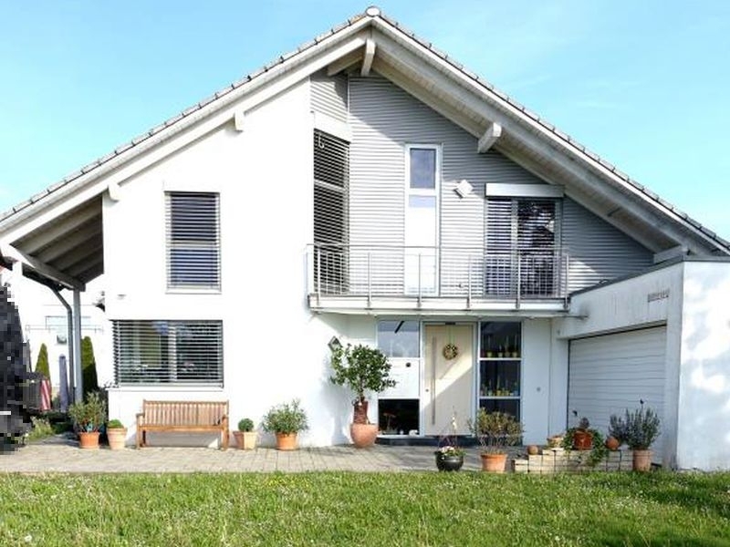 Wohnhaus mit Doppelgarage in Weil - Bild 3