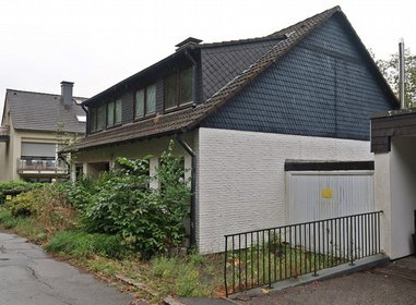 Garage, Eigentumswohnung (3 bis 4 Zimmer), Eigentumswohnung als Einfamilienhaus und Garage in Bochum - Bild 2