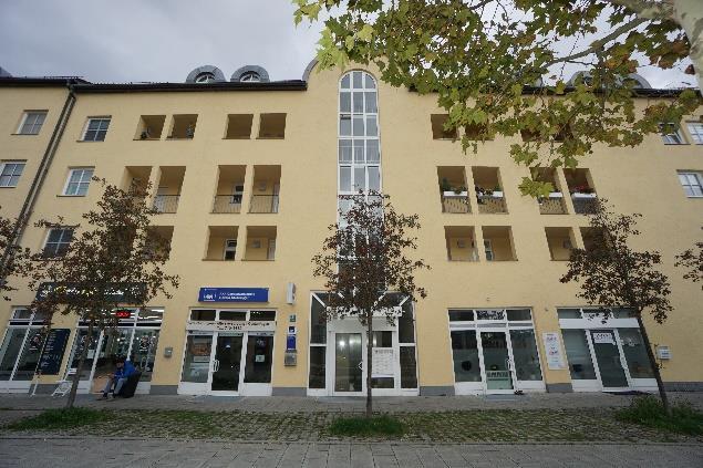 Eigentumswohnung (1 bis 2 Zimmer), Kfz-Stellplatz in München - Bild 1