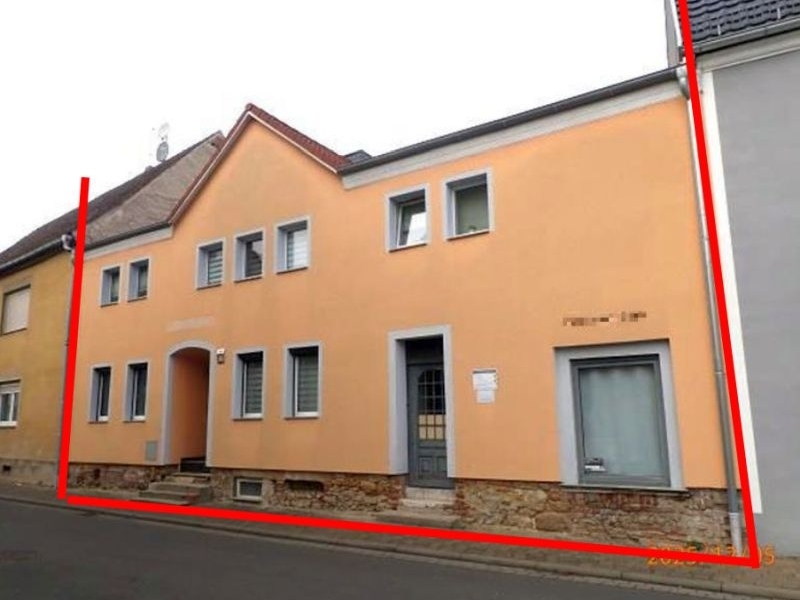 Wohnhaus mit Nebengebäude in Goethestadt Bad Lauchstädt - Bild 2