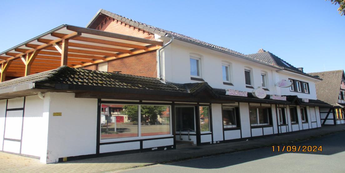 Wohn-/Geschäftshaus in Uchte - Bild 1