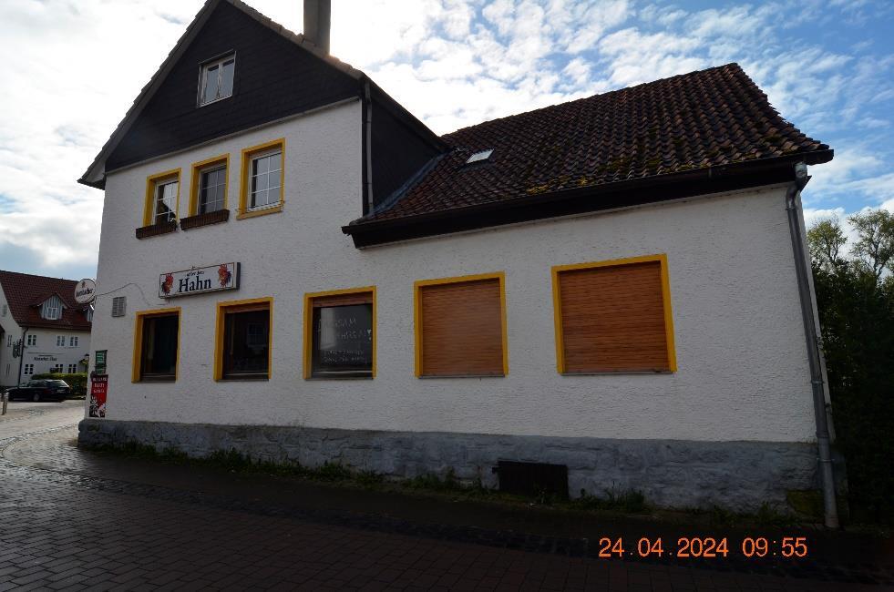 Sonstiges, ehemalige Dorfgaststätte mit Wohnung und Nebengebäuden; Denkmalschutz, Sanierungsfall; die beiden Grundstücke bilden eine wirtschaftliche Einheit in Basdorf - Bild 3