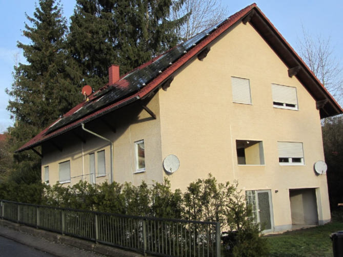 Zweifamilienhaus in Laudenau - Bild 1