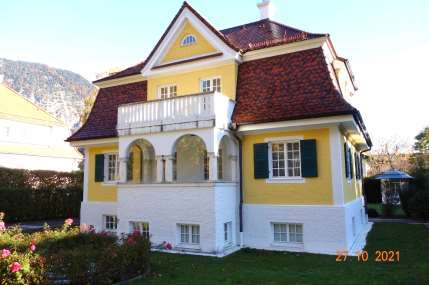 1/2 Miteigentumsanteil an Einfamilienhaus mit Doppelgarage in Bad Reichenhall - Bild 1