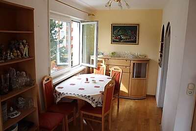 4-Zimmer-Eigentumswohnung, Kellerraum, Garage in Münchner Straße 26, 83301 Traunreut - Bild 2