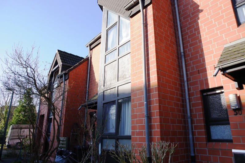 Reihenhaus, Garage in Neuss - Bild 1