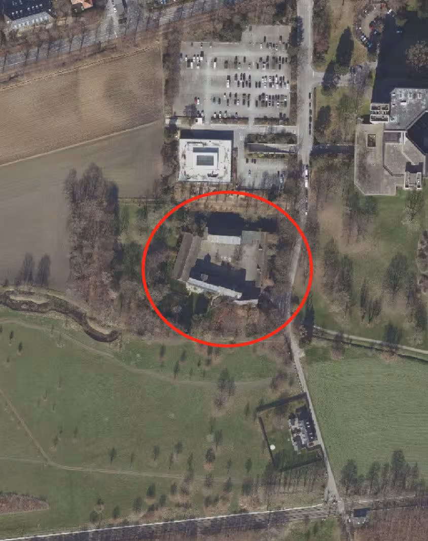 Garage, Eigentumswohnung (3 bis 4 Zimmer) in Köln - Bild 1