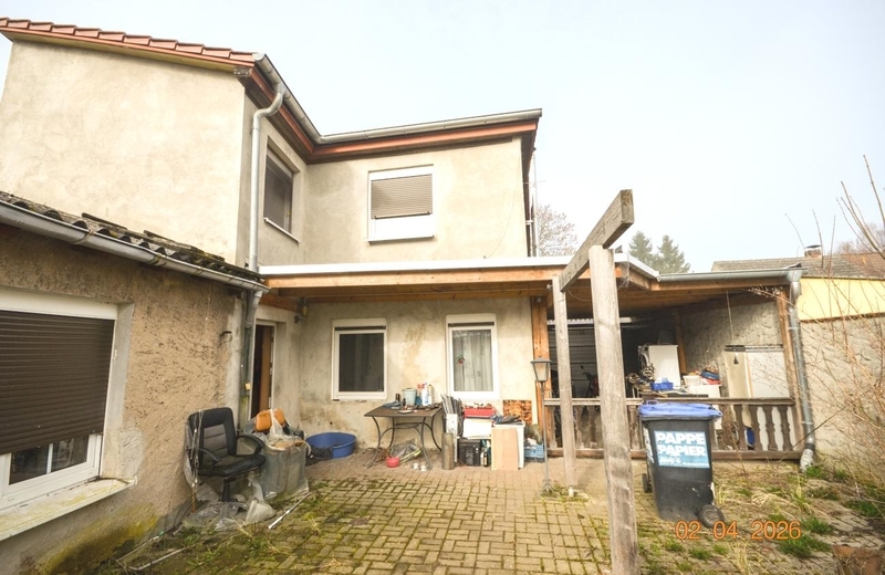 Einfamilienhaus (Doppelhaushälfte) mit Nebengebäuden in Sonnenberg - Bild 1