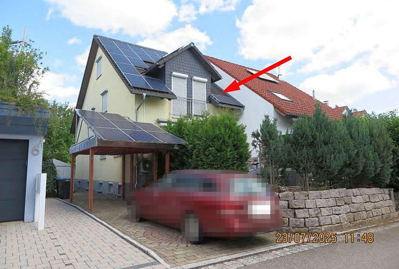 Einfamilienwohnhaus (Doppelhaushälfte) in Ehningen - Bild 1