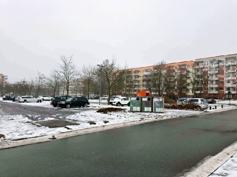Private Verkehrsfläche (Stellplätze, Großparkplatz) in Rostock - Bild 2