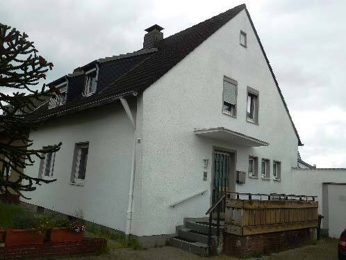 Zweifamilienhaus (Doppelhaushälfte), Garage in Dormagen - Bild 1
