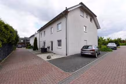 Kfz-Stellplatz, Eigentumswohnung (3 bis 4 Zimmer) in Bergkamen - Bild 3