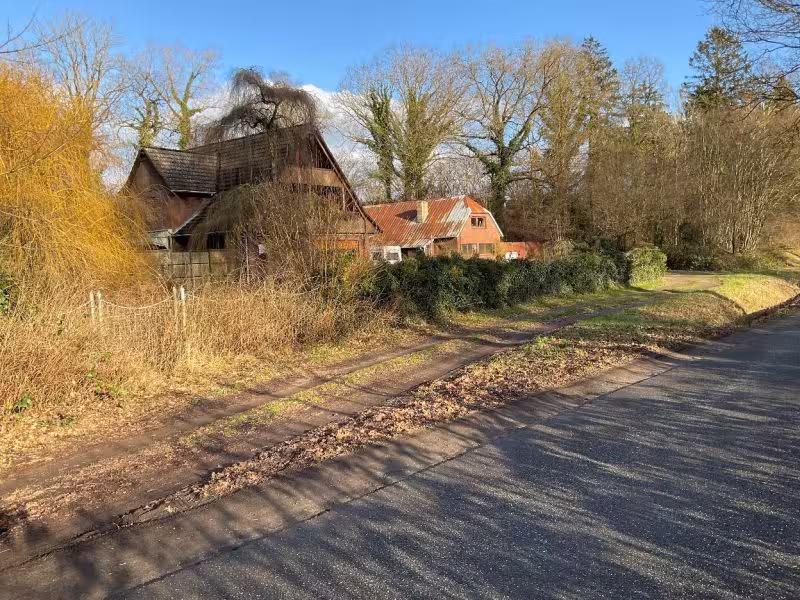 Wohnhaus mit Garage und Schuppen in Dägeling - Bild 2