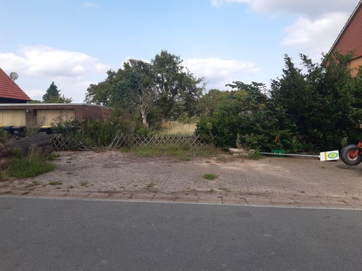 Zweifamilienhaus, unbebautes Grundstück in Petershagen - Bild 2