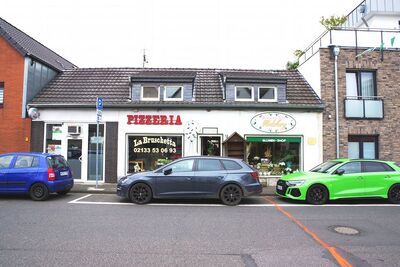 Wohn-/Geschäftshaus in Hindenburgstraße 13, 41542 Dormagen, Nievenheim - Bild 1