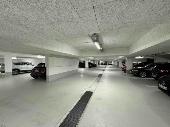 Gewerbeeinheit (z.B. Laden, Büro), Kfz-Stellplatz (Tiefgarage) in Augsburg - Bild 4