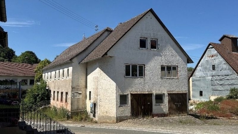 Wohnhaus und Nebengebäude in Königheim - Bild 4