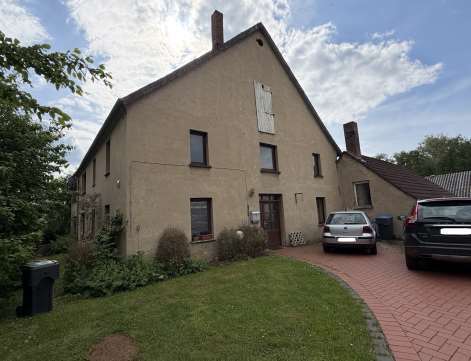Zweifamilienhaus, ehem. Hofanlage in Extertal - Bild 1