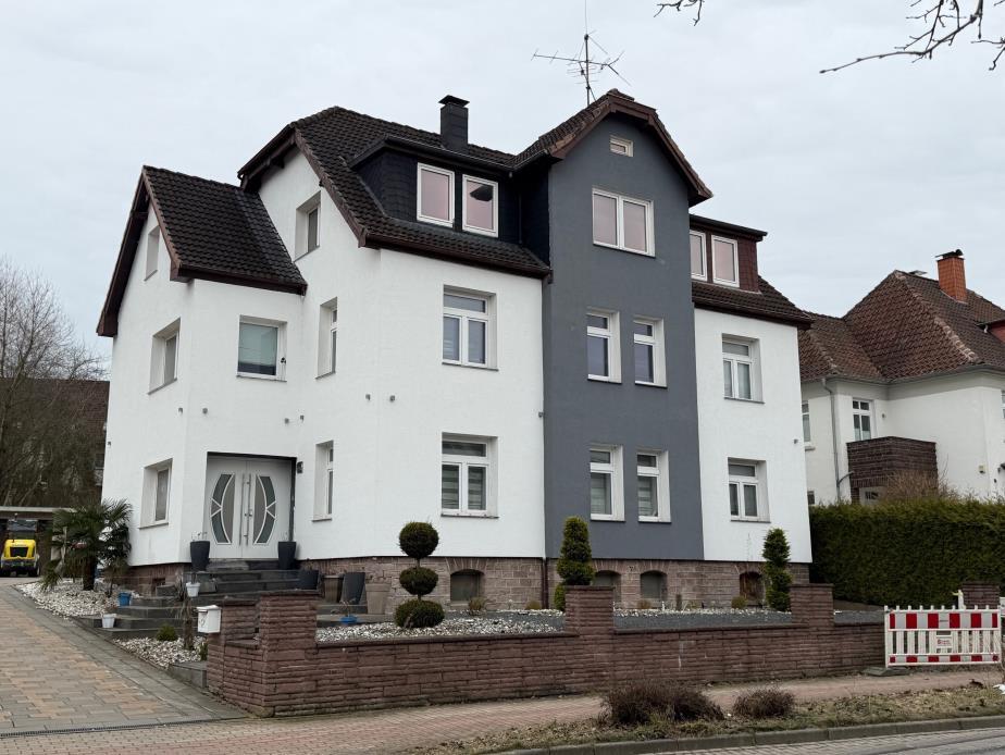 Wohnhaus mit Anbau und Baugrundstück in Bösingfeld - Bild 1