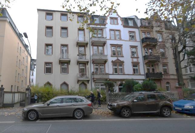 Mehrfamilienhaus in Frankfurt am Main - Bild 1