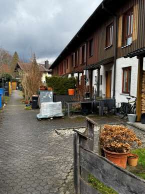 Nr. 1) Reihenmittelhaus; Nr. 2) Mieteigentumsanteil an Tiefgaragenstellplatz Nr. 17, Nr. 3) Tiefgaragenstellplatz; Nr. 4) Verkehrsfläche, Freifläche in Bad Reichenhall - Bild 3