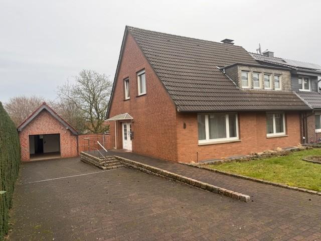 Garage, Einfamilienhaus, Doppelhaushälfte in Maria Veen - Bild 2