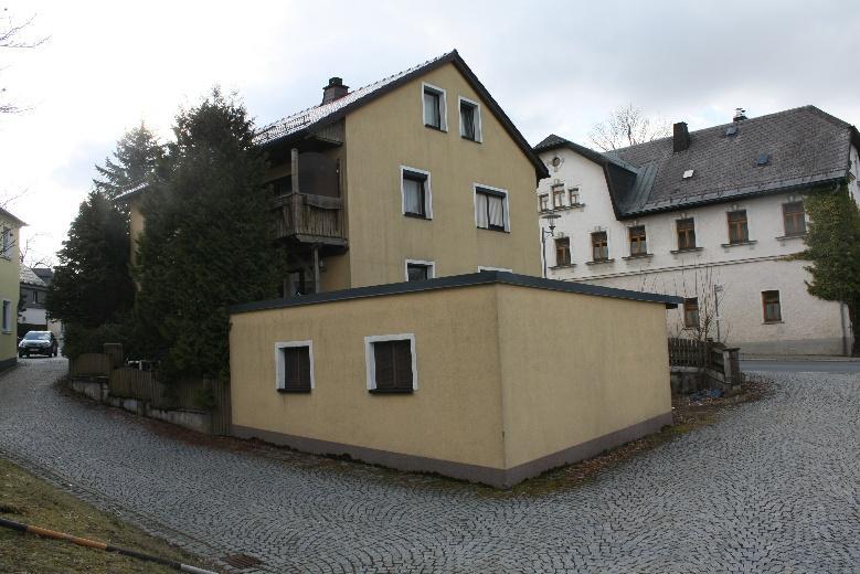 Zweifamilienwohnhaus mit Windfang, Doppelgarage in Schwarzenbach am Wald - Bild 4