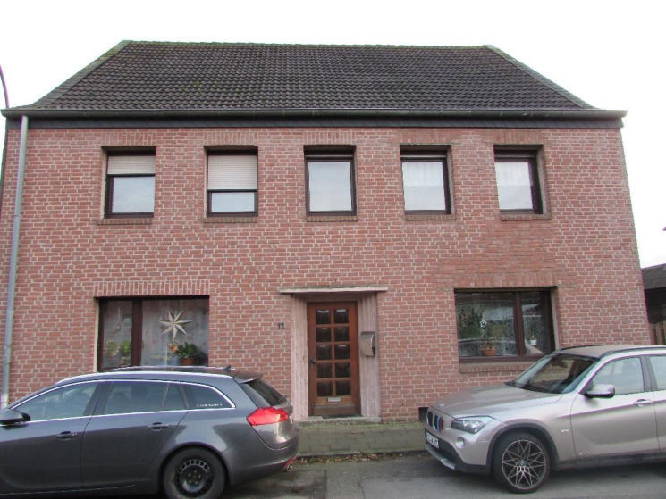 Einfamilienhaus,  mit 2 Wohneinheiten, Doppelgarage (anteilig), Doppelgarage (anteilig), Reihengarage, altes Kartoffelwiegehaus in Uedem - Bild 1